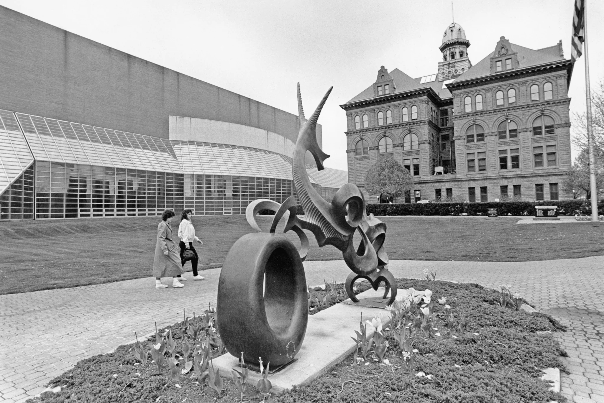 Peoria Memories III: The 1970s, '80s & '90s - Image 5