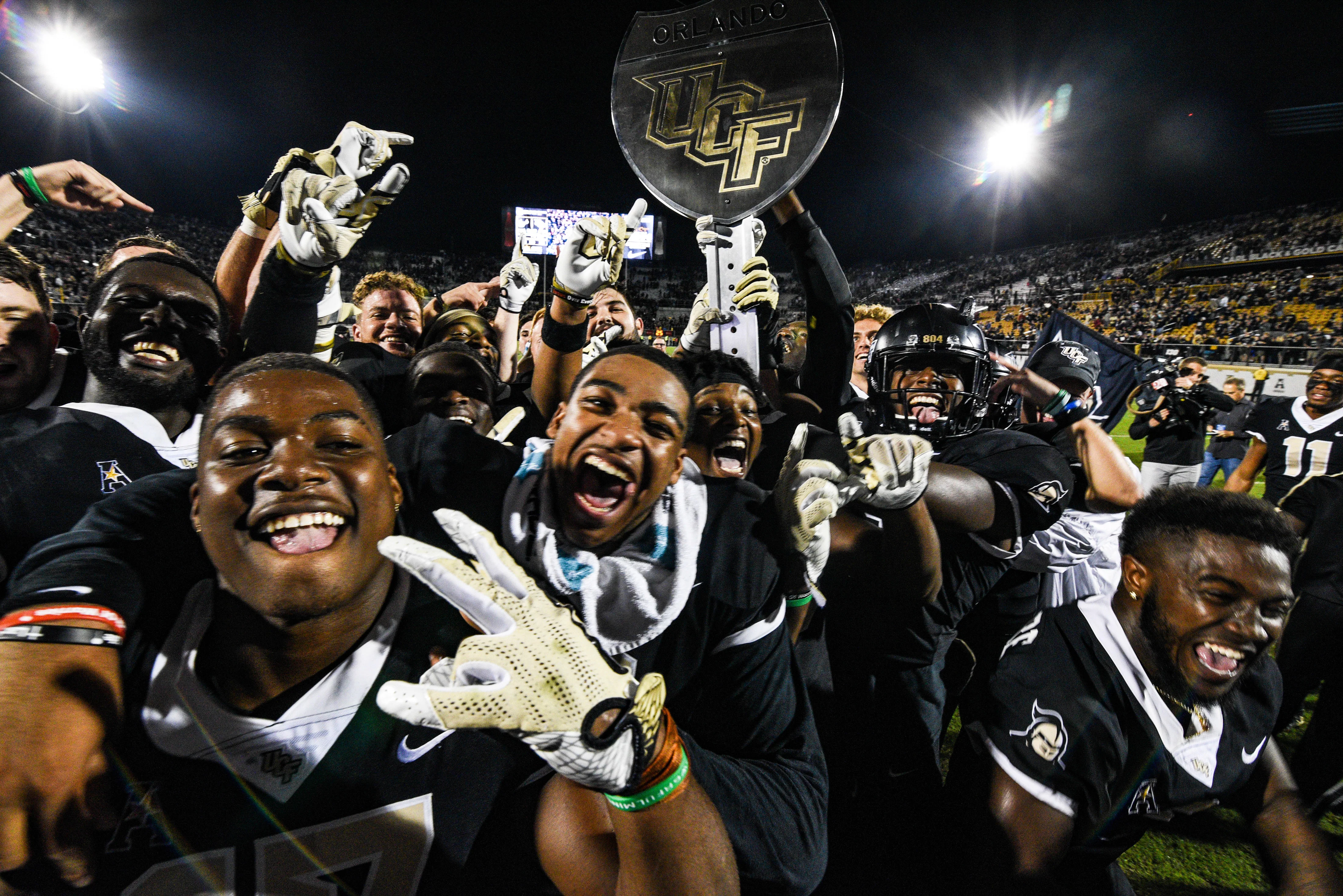 Perfect Knights: UCF’s Historic, Undefeated 2017 Football Season - Image 13