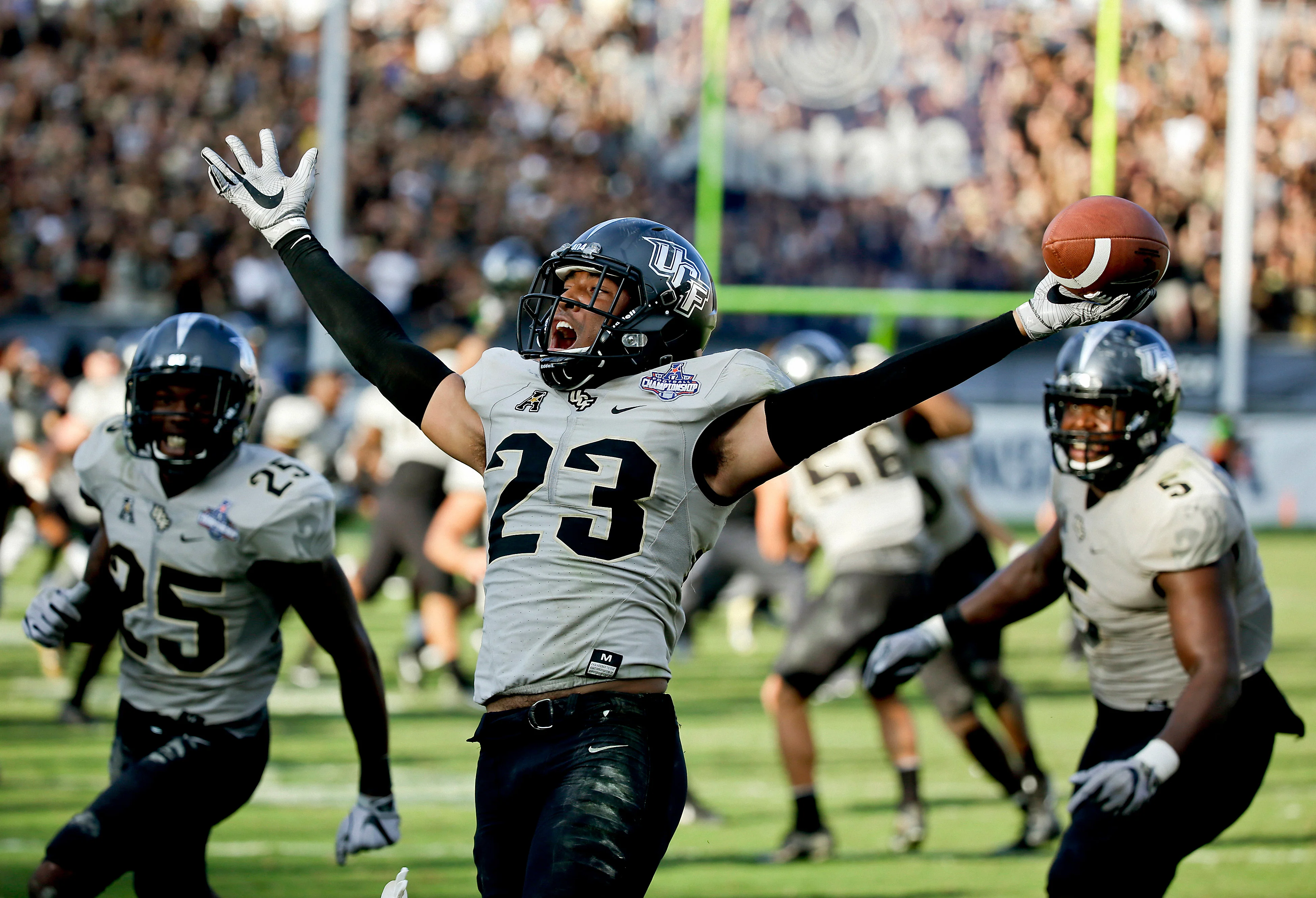 Perfect Knights: UCF’s Historic, Undefeated 2017 Football Season - Image 3