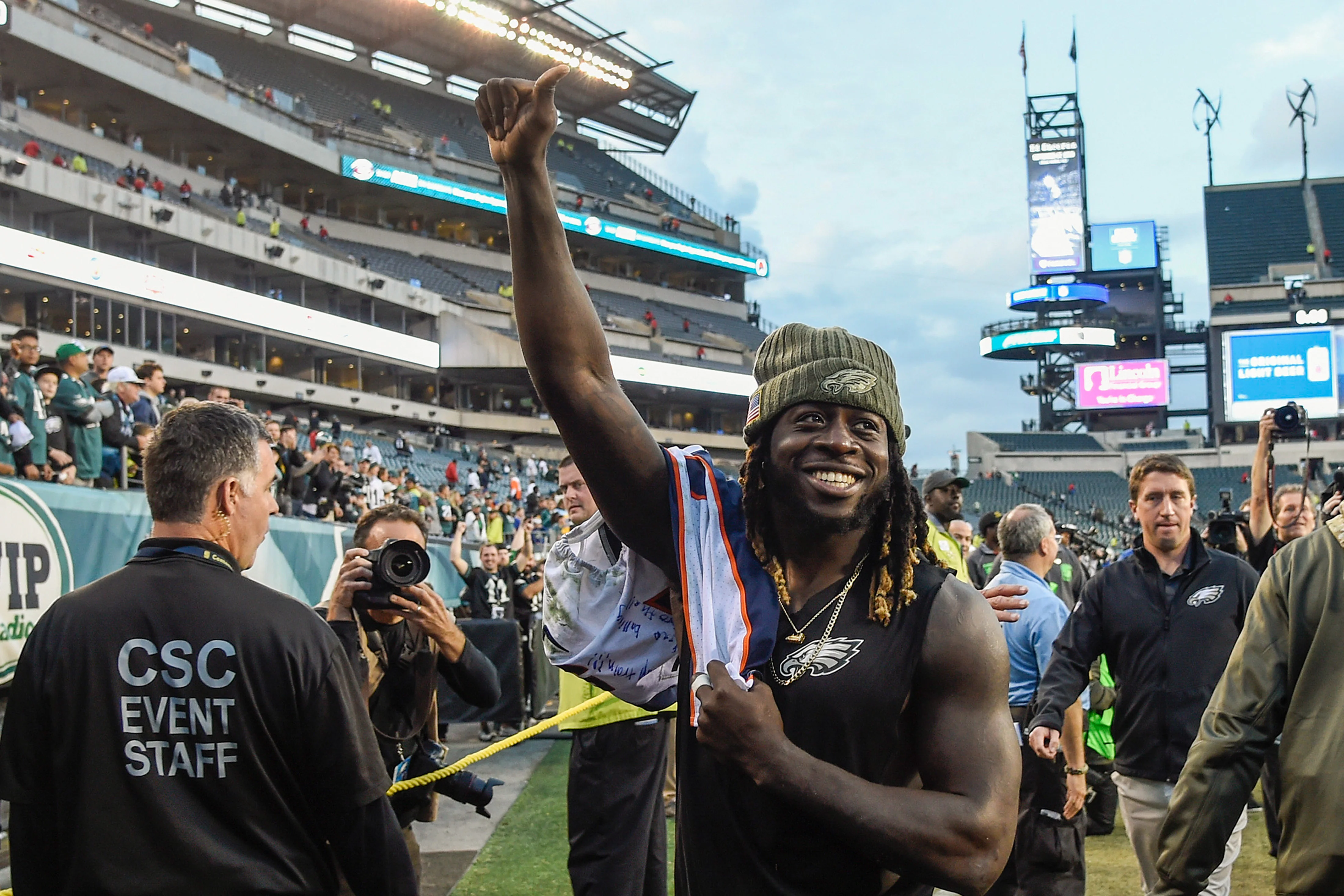 E-A-G-L-E-S!: The Team that Finally Gave Philly its Super Ending - Image 8