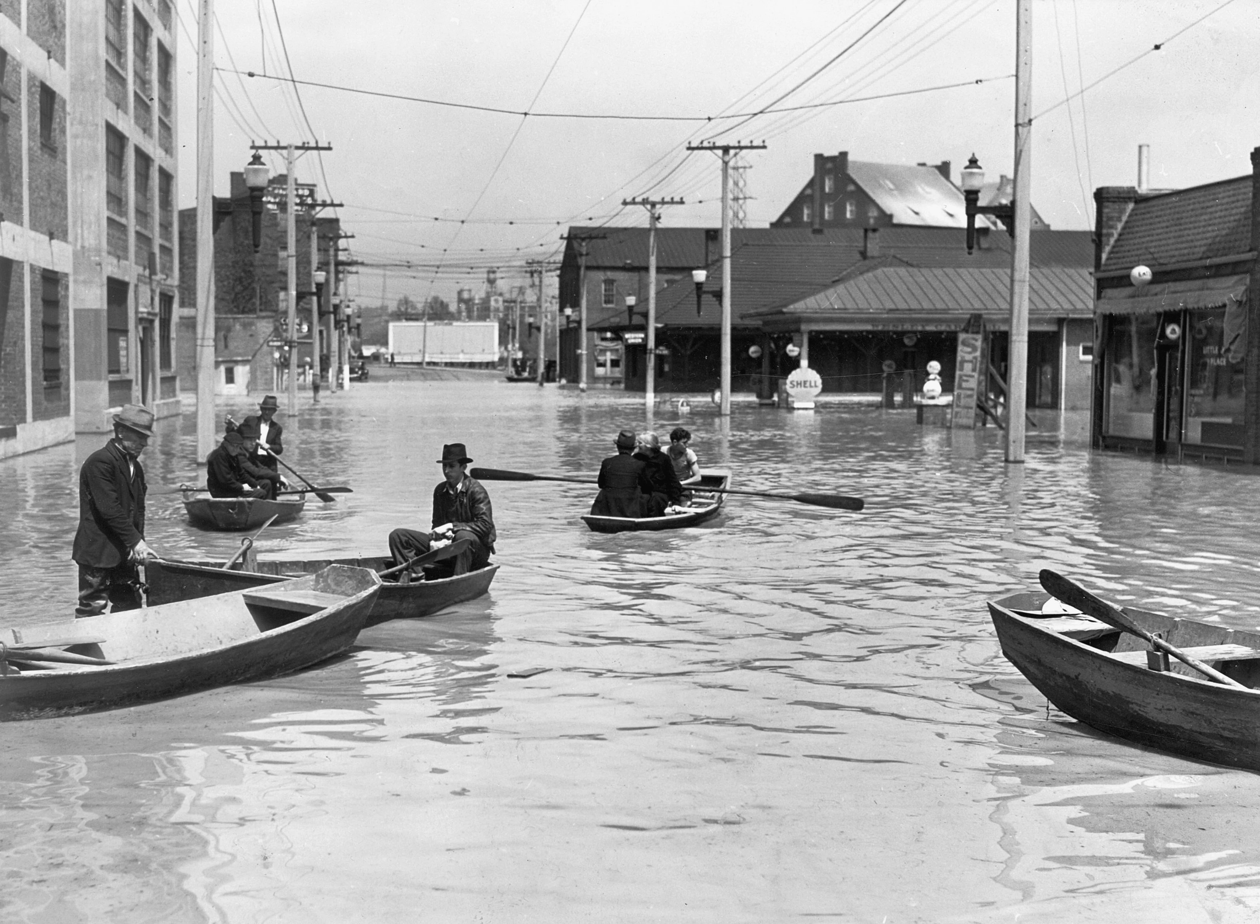 Richmond Memories: The Early Years - Image 3