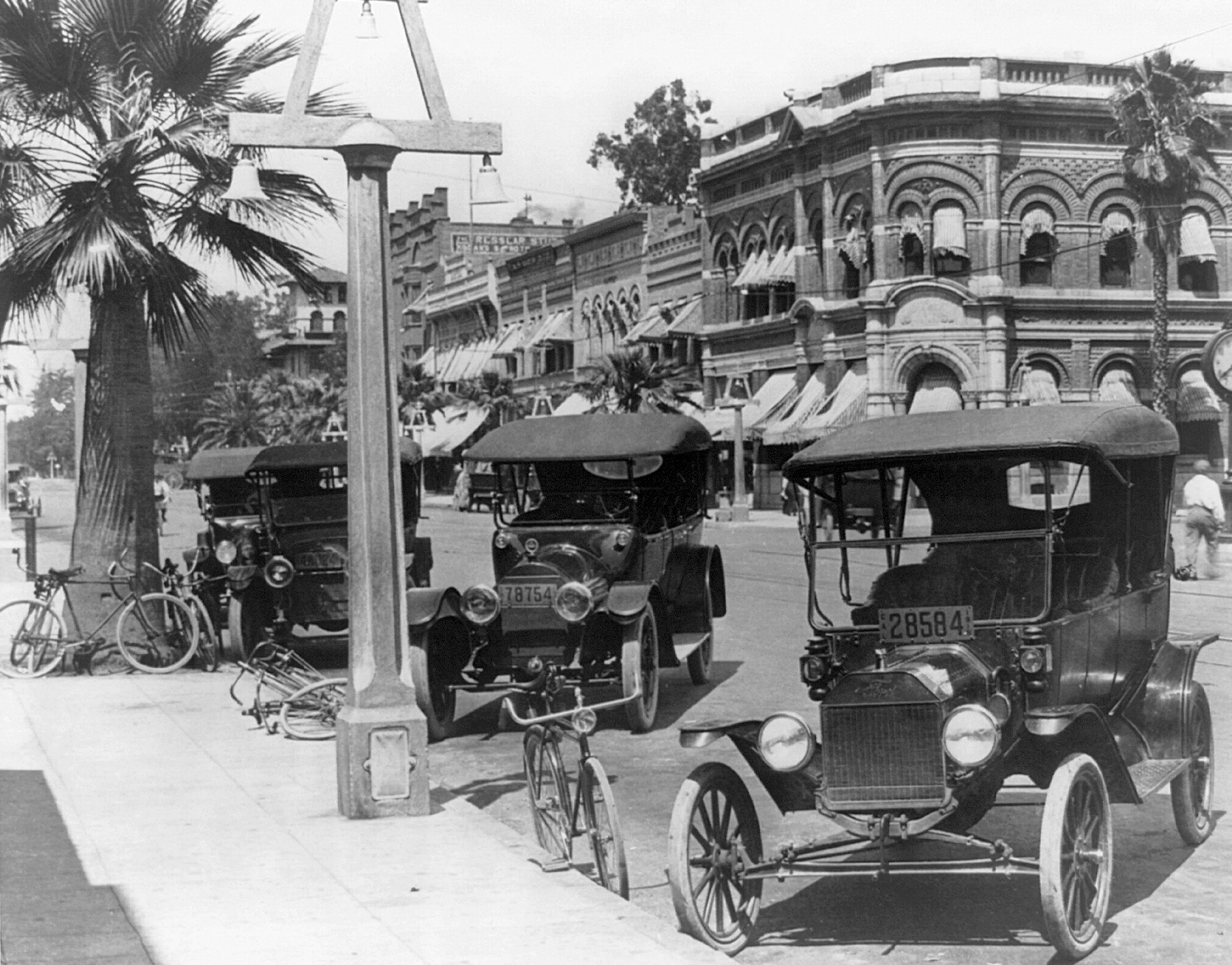 Riverside Memories: A Pictorial History of the Early Years through the 1930s - Image 17