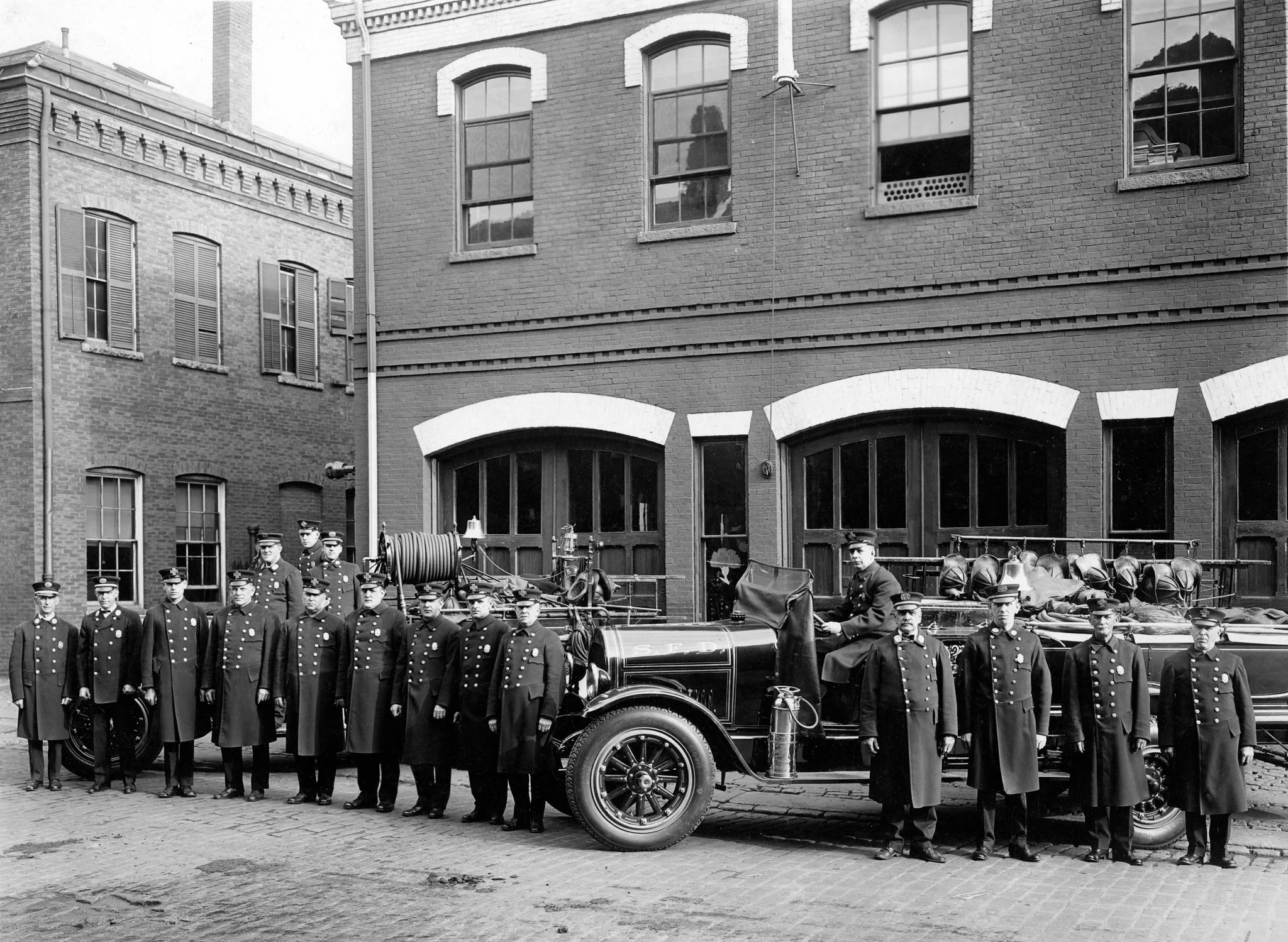 Salem Memories: The Early Years - Image 4
