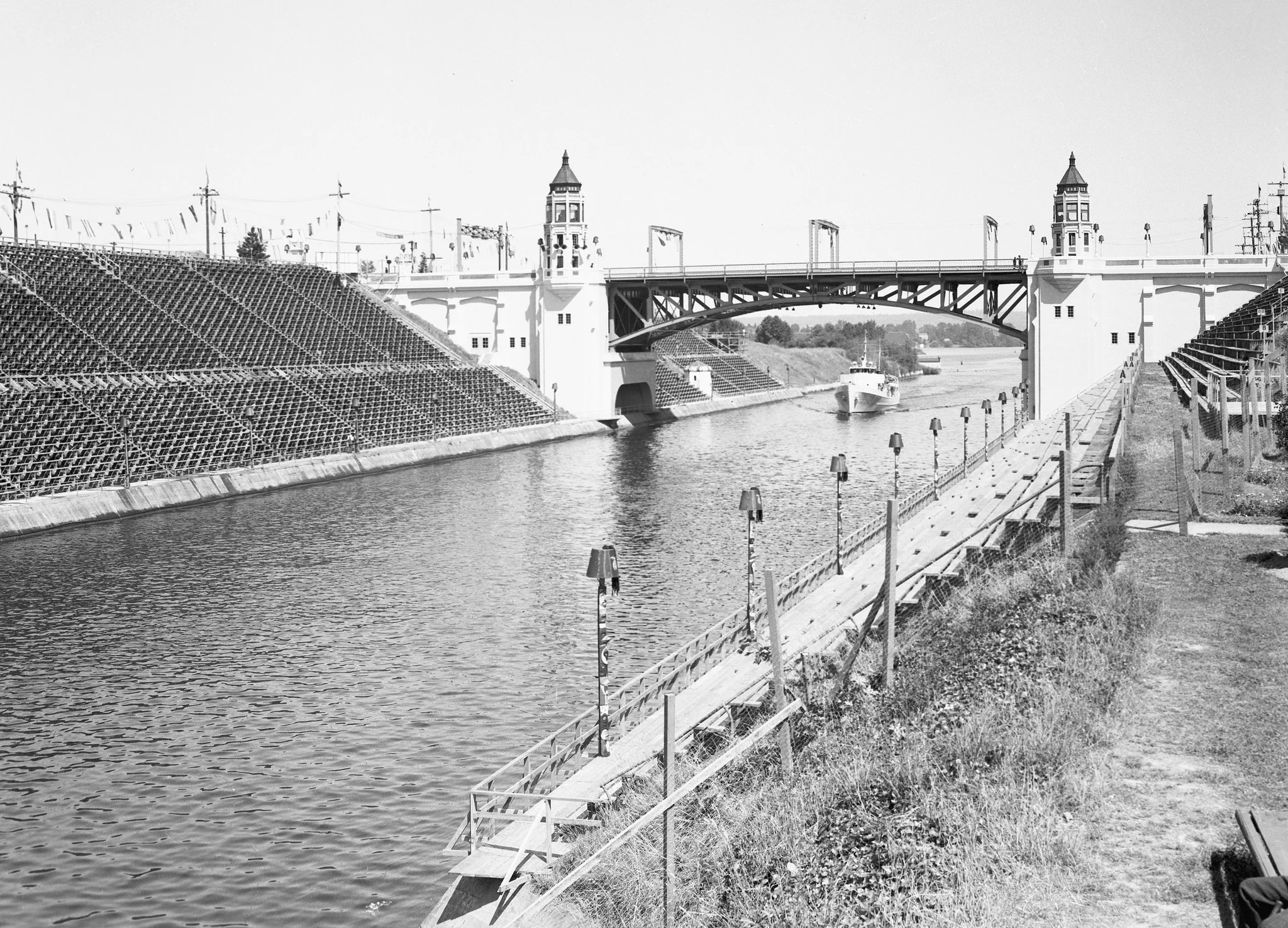 Seattle Memories: The Early Years | A Pictorial History - Image 14