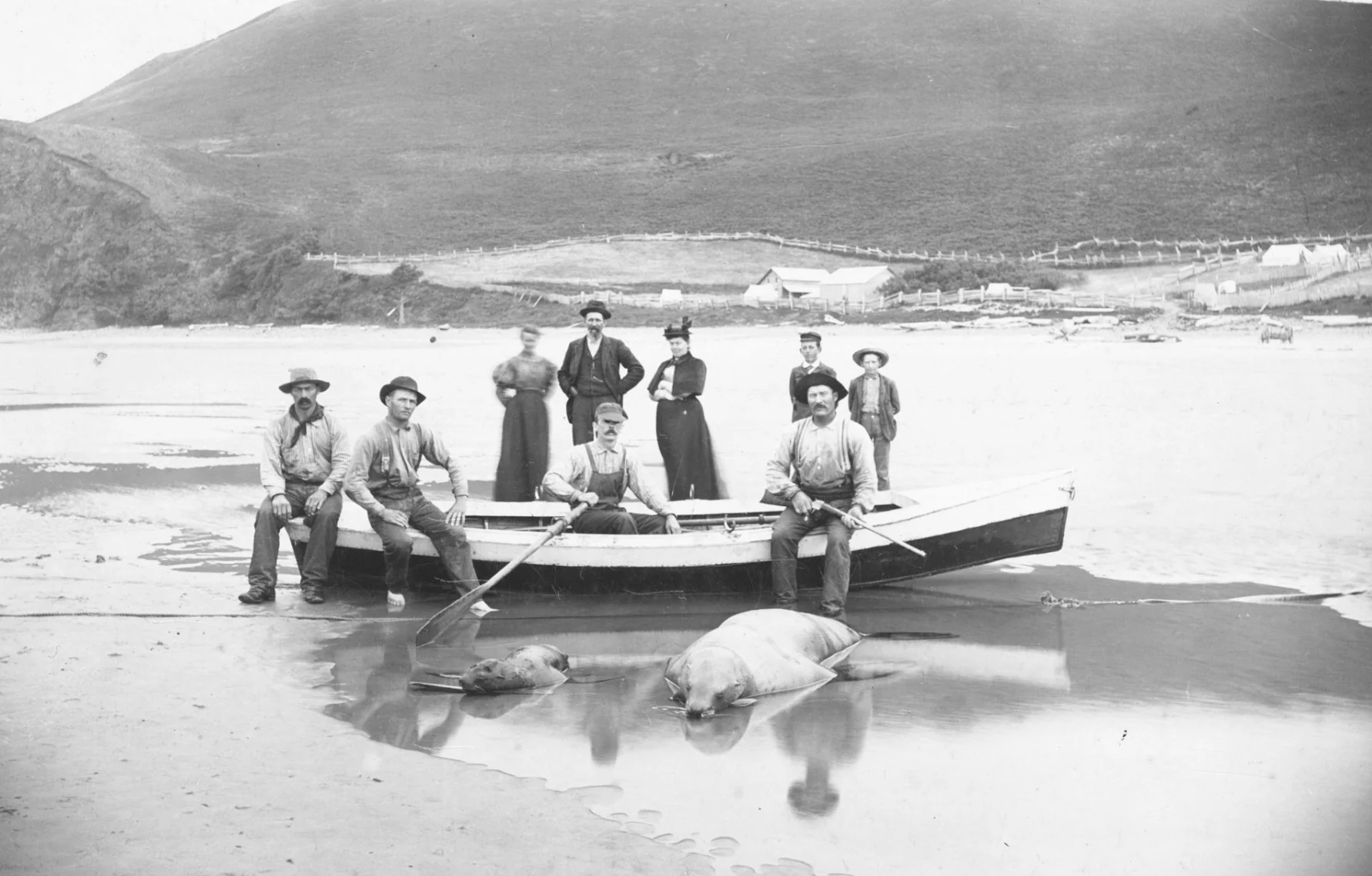 Tillamook County History & Tradition: A Pictorial Retrospective from the Headlight-Herald - Image 2