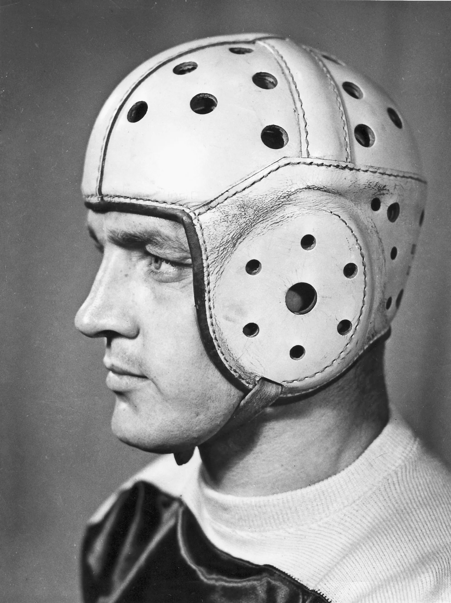 Titletown's Team: A Photographic History of the Green Bay Packers - Image 2