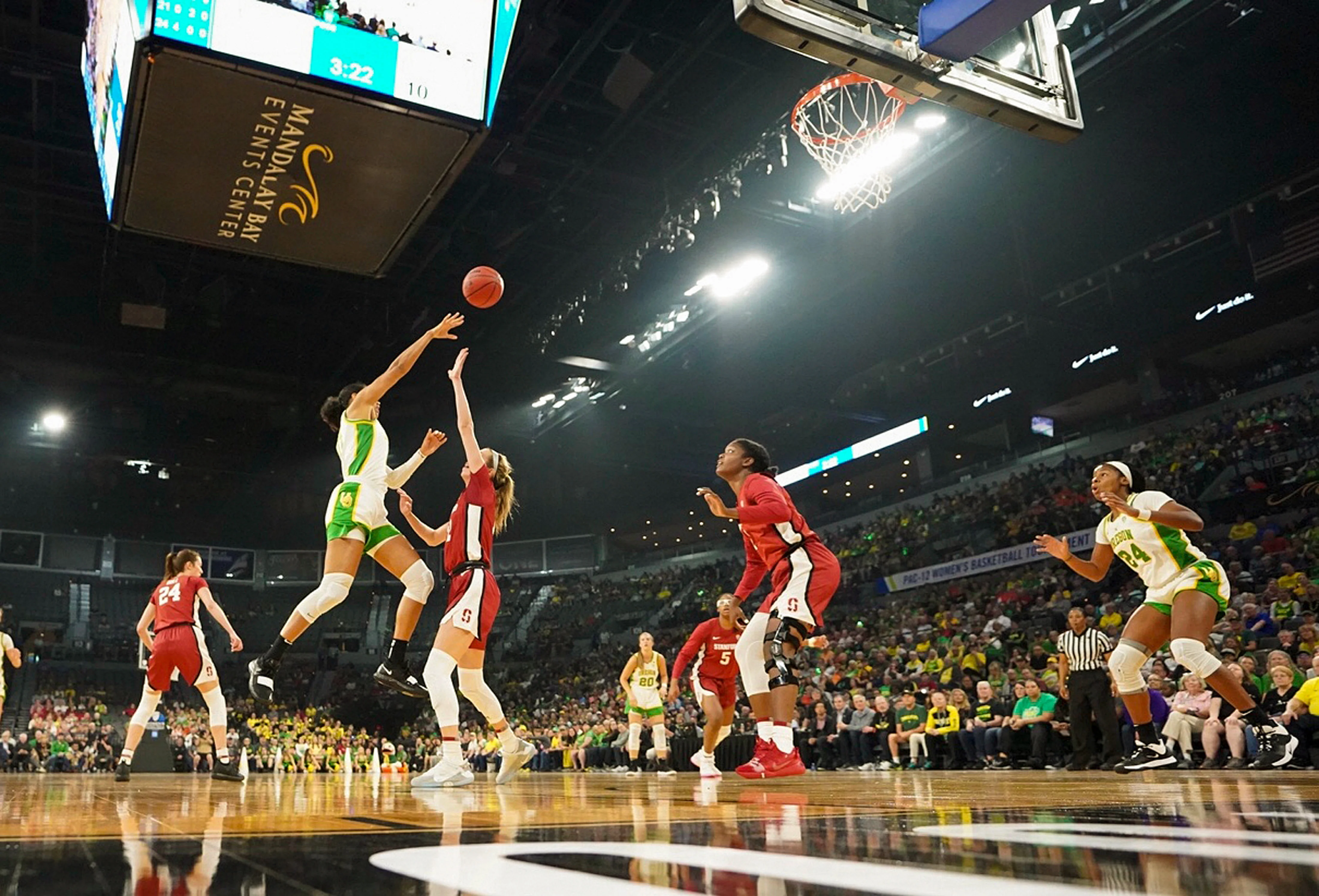 Unforgettable: The University of Oregon's Record-Breaking 2019–20 Women's Basketball Season - Image 10
