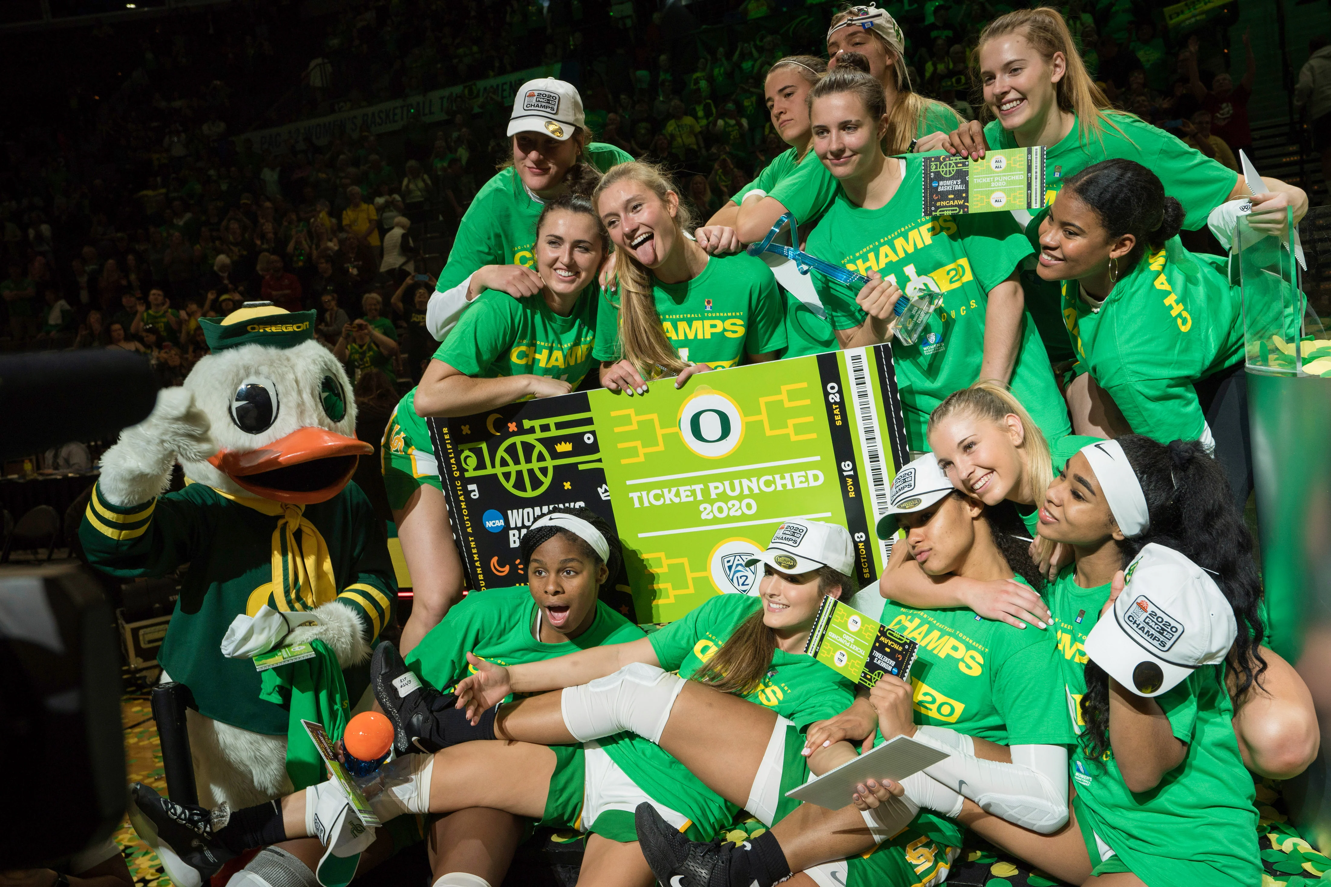 Unforgettable: The University of Oregon's Record-Breaking 2019–20 Women's Basketball Season - Image 7