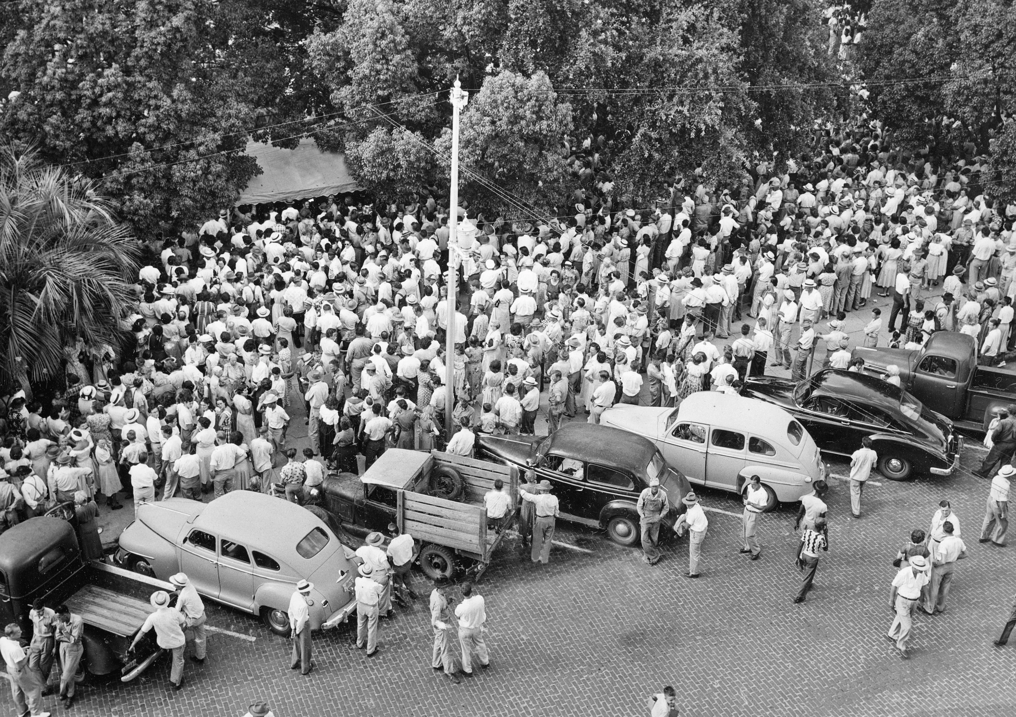 Valdosta & Lowndes County Through Our Eyes: 150 Years of The Valdosta Daily Times - Image 10
