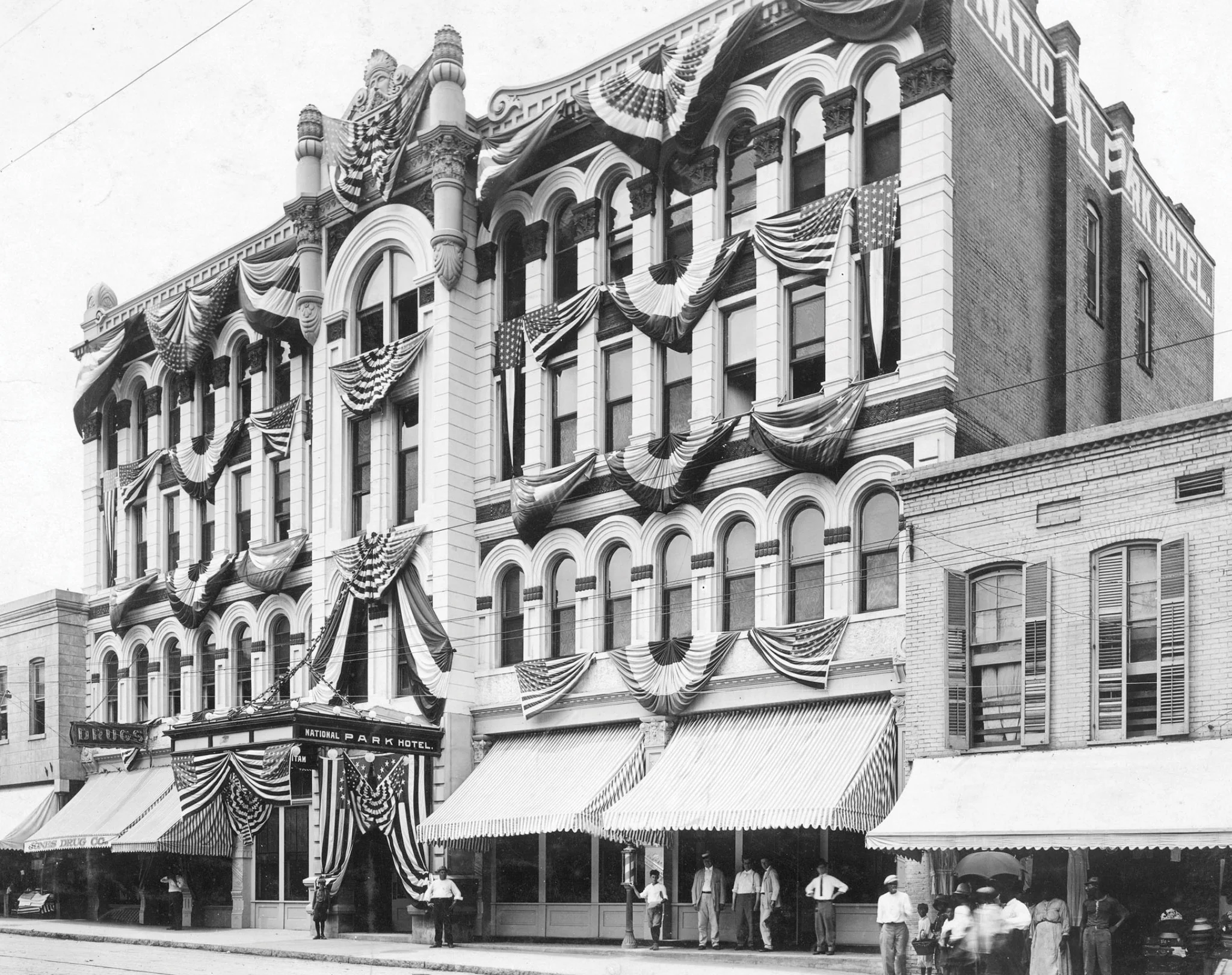 Vicksburg & Warren County: A Pictorial History - Image 3