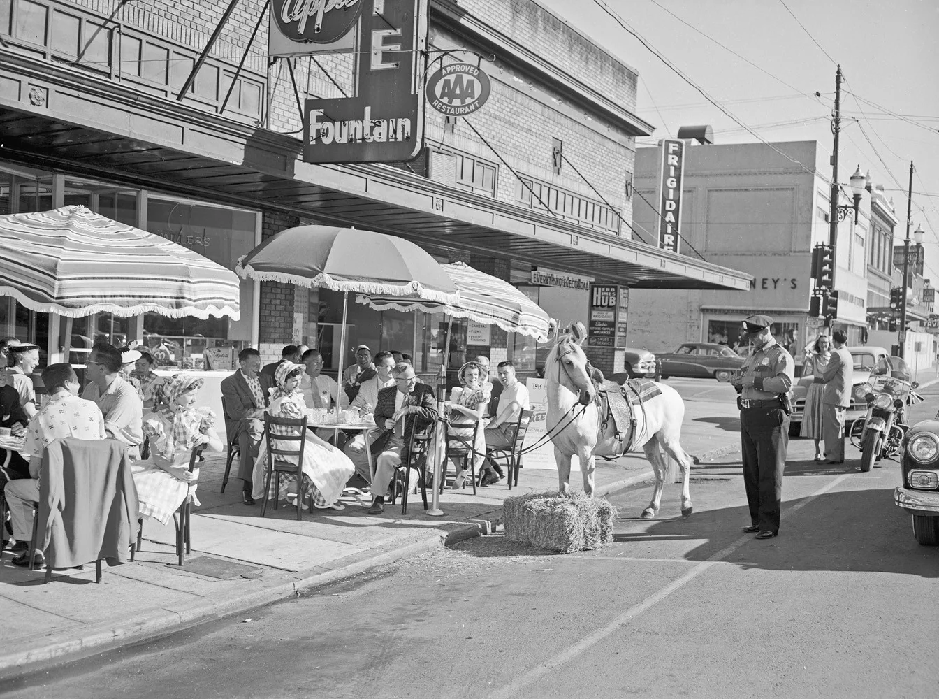 Walla Walla Valley Memories: Volume II The 1940s, '50s & 60s - Image 11