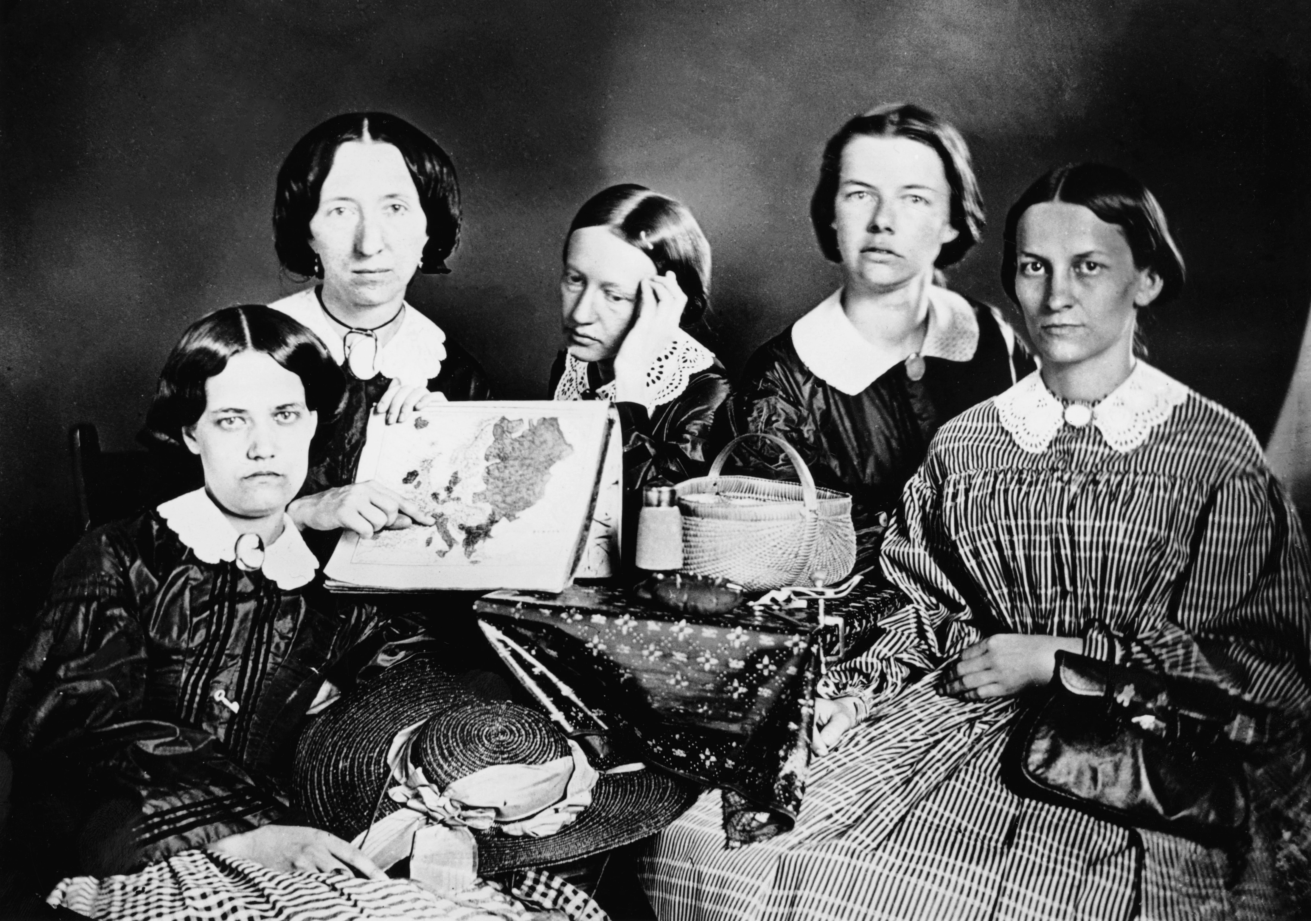 Winston-Salem Memories: A Pictorial History of the mid-1800s through the 1930s - Image 13