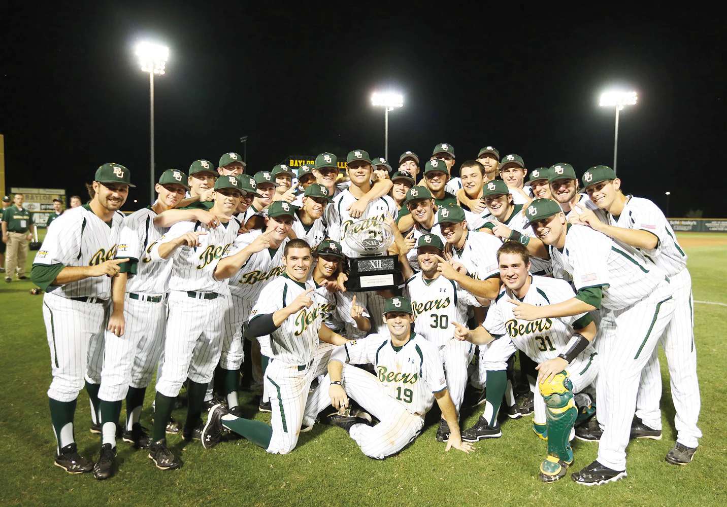 Year of the Bear: The Winningest Year in College Sports History - Image 10